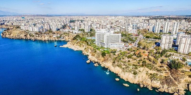 Lara Satılık Daire: Antalya’nın Lüks Yaşam Merkezi